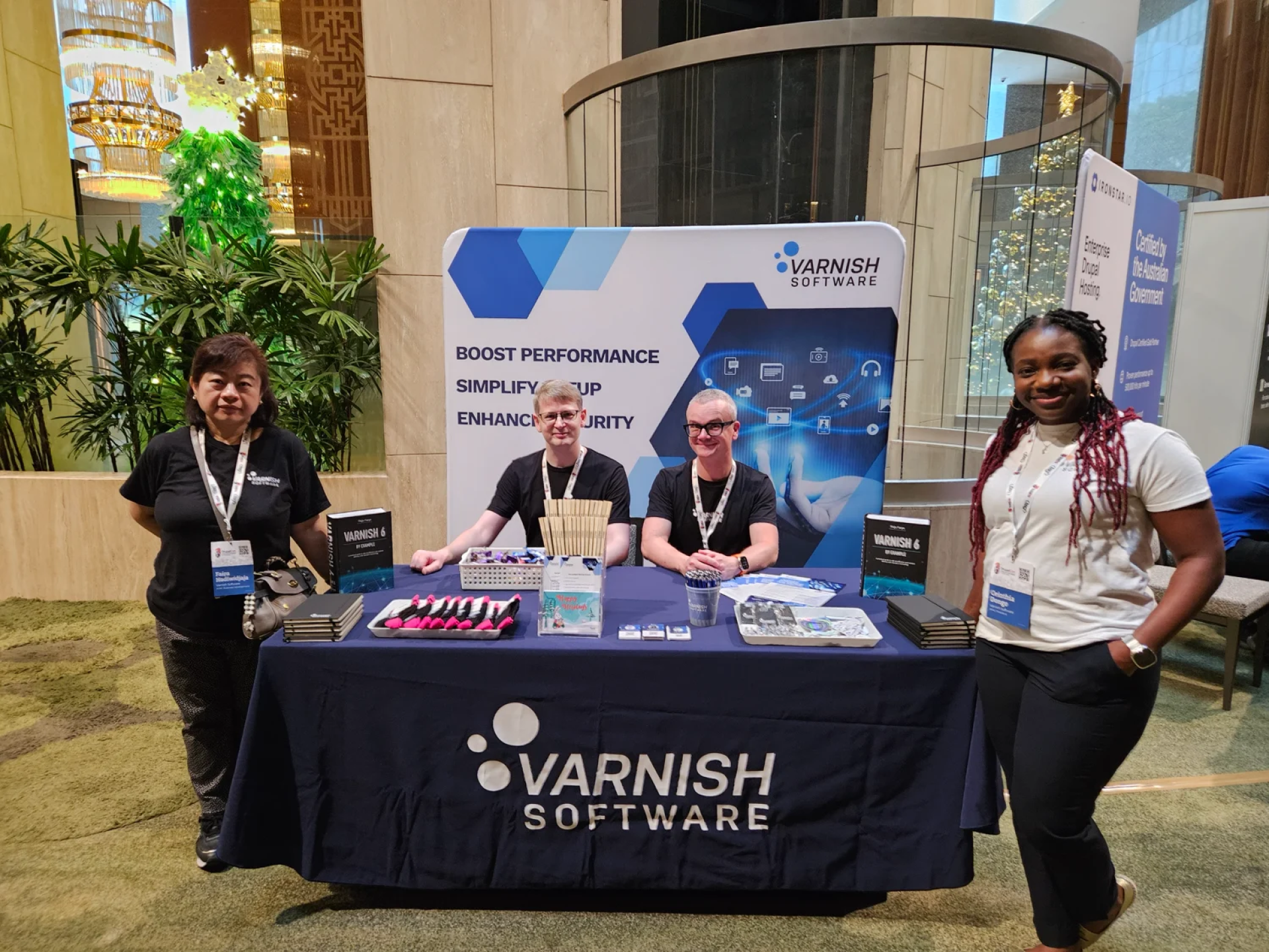 Varnish Software crew at DrupalCon Singapore