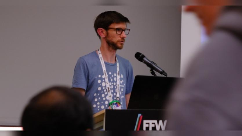 Tom Bamford, who is Annertech's accessibility advocate, gives a presentation at DrupalCon Prague 2022.