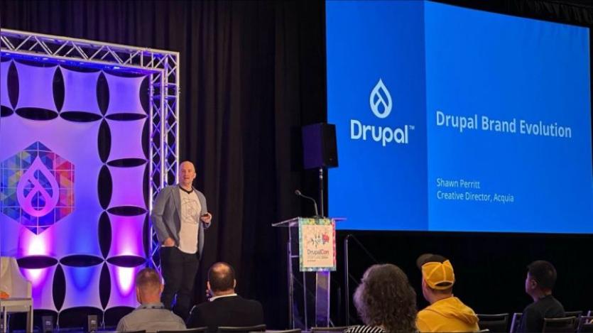 Shawn Perritt presenting the Drupal brand refresh at the DrupalCon Portland 2024