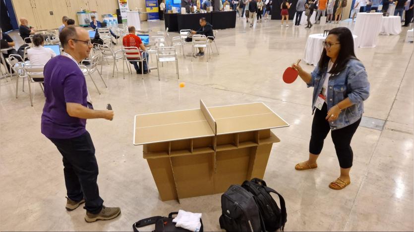 Playing ping-pong at DrupalCon