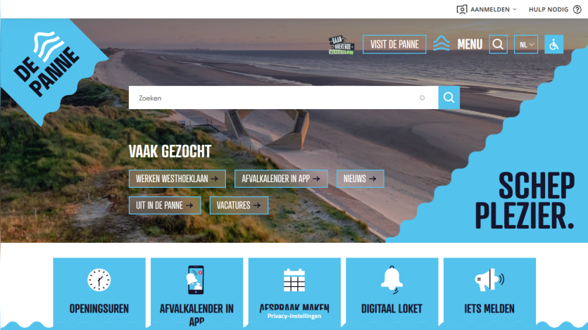 De Panne website with search bar, frequently searched links, and beach background promoting leisure and local info