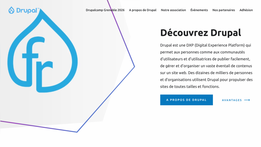 Drupal homepage featuring a blue logo and introductory text about the platform.