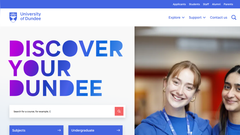 University of Dundee homepage featuring a search bar and welcoming message.