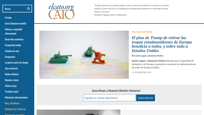 Homepage of elcato.org featuring an article on U.S. troop withdrawal with toy tanks on a map.