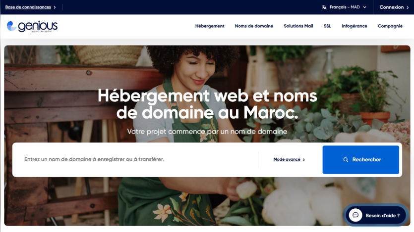 Web hosting and domain registration service in Morocco with a search bar.