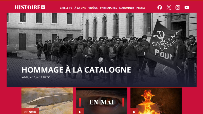 Homepage featuring 'Hommage à la Catalogne' with historical imagery and navigation options.