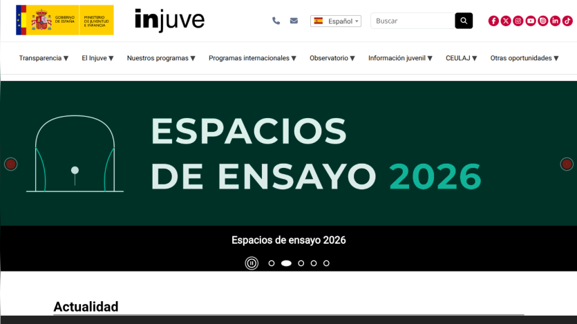Homepage of Injuve featuring 'Espacios de ensayo 2026' prominently displayed.