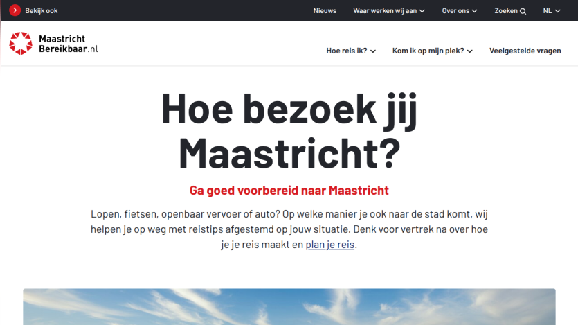 Travel tips and planning information for visiting Maastricht by walking, cycling, public transport, or car