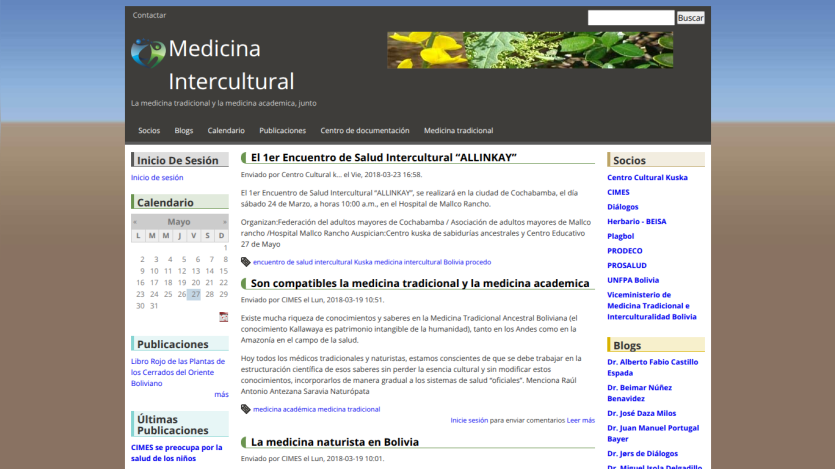 Homepage of Medicina Intercultural with navigation and article previews.