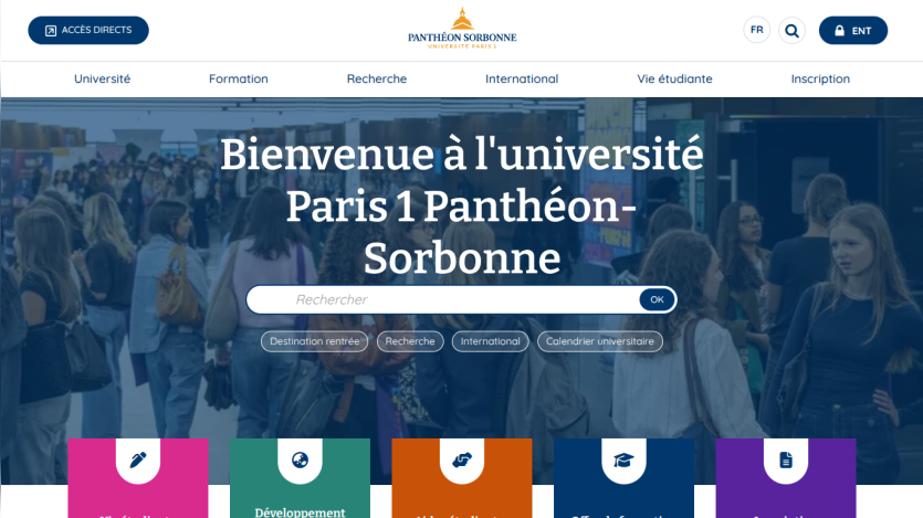 Homepage of Paris 1 Panthéon-Sorbonne University with search bar and navigation options.