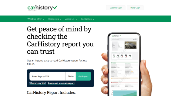 Homepage promoting CarHistory report with a call to action for instant report access.