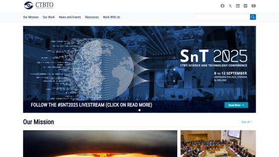 Homepage featuring SnT 2025 conference details and livestream link.