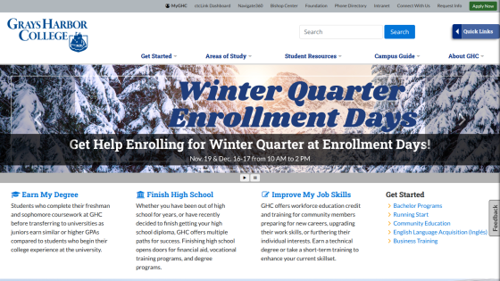 Grays Harbor College homepage with Winter Quarter Enrollment Days banner and links to degree, high school, and job skills programs