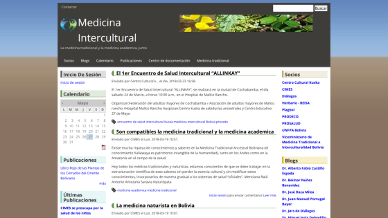 Homepage of Medicina Intercultural with navigation and article previews.