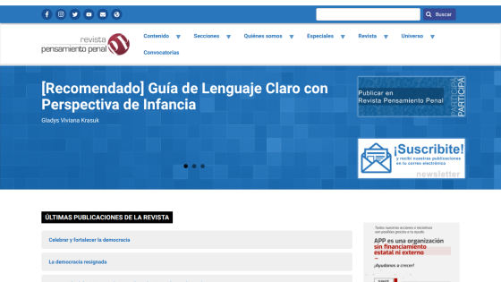 Website header and navigation of Revista Pensamiento Penal with a featured article on clear language from a childhood perspective and subscription call