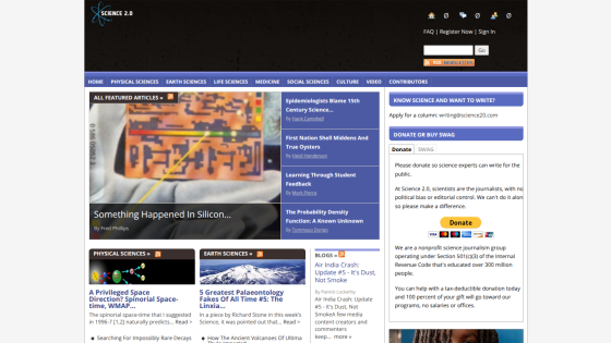 Homepage featuring articles on space exploration and technology with a prominent image.