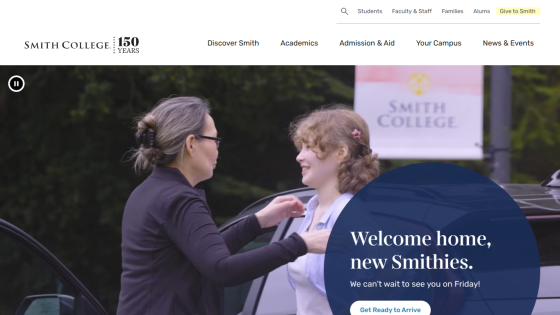 Welcome message for new students at Smith College with a welcoming scene.