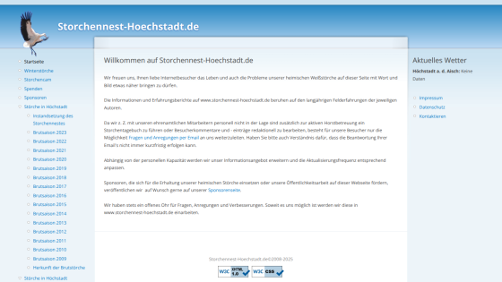 Welcome page of Storchennest-Hoechstadt.de with navigation links and introductory text about local white storks and site purpose