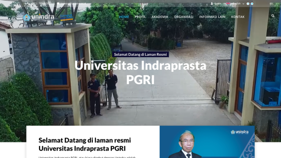 Homepage of Universitas Indraprasta PGRI featuring welcome message and entrance view.