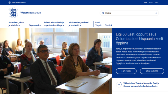 Website homepage featuring a classroom scene with students and a headline about language learning.