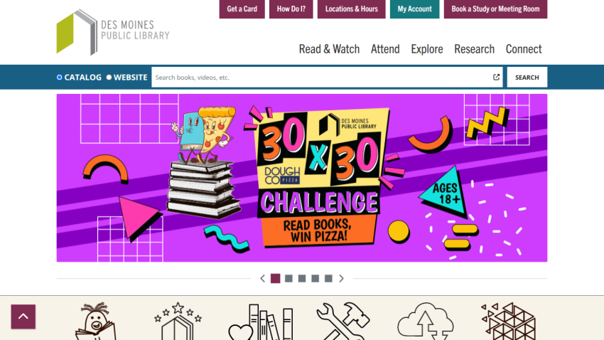 Des Moines Public Library homepage featuring navigation, search bar, and 30x30 reading challenge banner