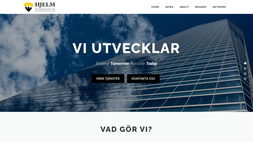 Corporate website hero section with skyscraper background, headline 'VI UTVECKLAR', and navigation menu
