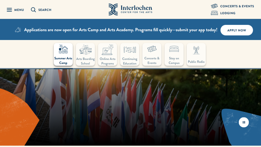 Interlochen website with navigation and announcement about Arts Camp applications.
