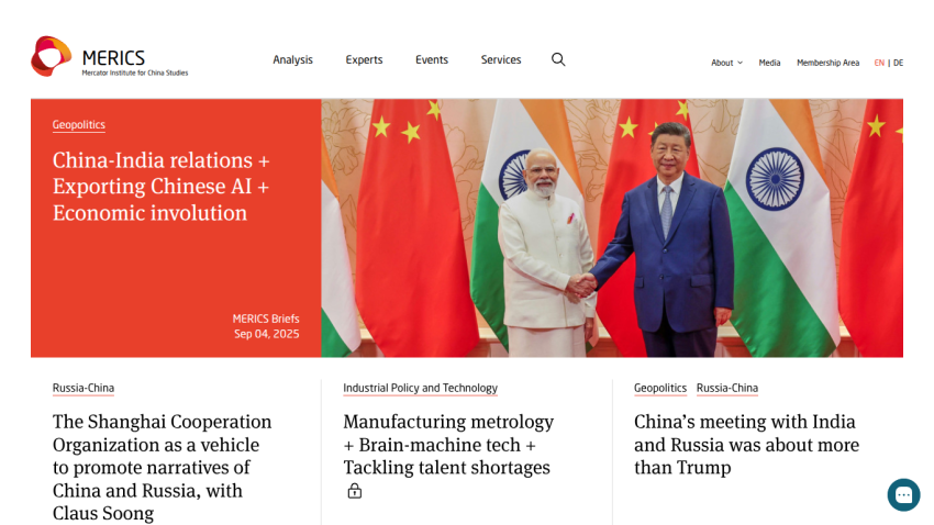 Homepage featuring China-India relations and economic issues with flags and leaders' images.