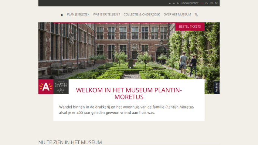 Museum Plantin-Moretus welcome page with garden photo and invitation to explore the historic printing house and family home