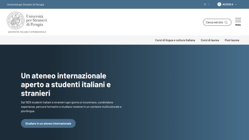 International university homepage with a welcoming message for Italian and foreign students.