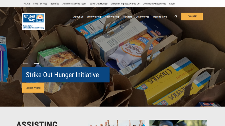 Homepage hero section with headline 'Welcome to Our Store' and navigation menu above