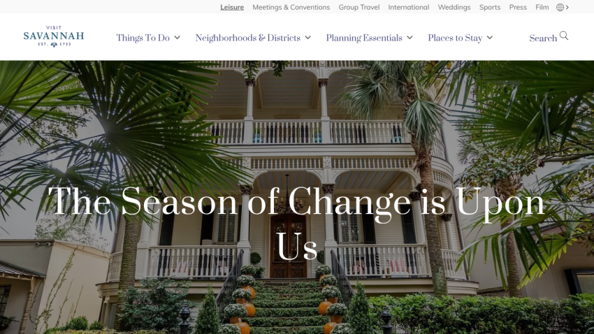 Homepage featuring a large text header about seasonal change and a house image.