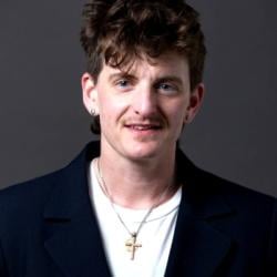 Ang Buxton