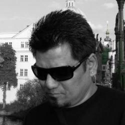 Ritesh Gurung (leeotzu)