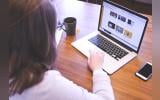women using laptop
